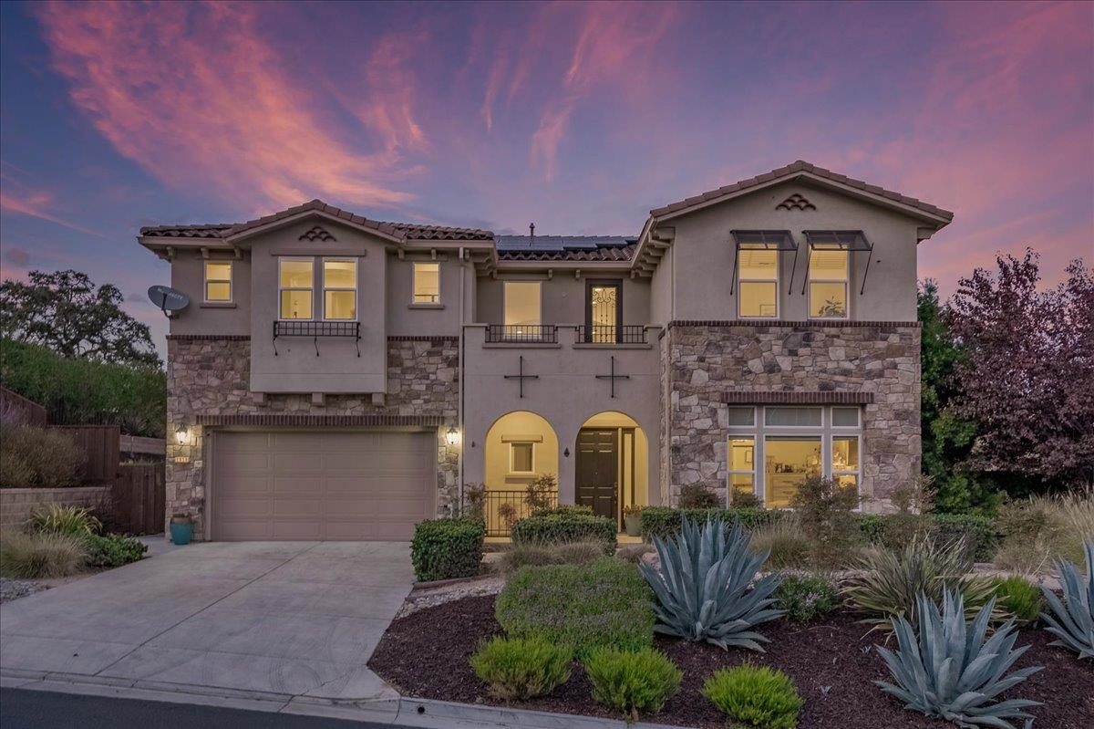 Detail Gallery Image 1 of 1 For 1851 Carob Ct, Gilroy,  CA 95020 - 4 Beds | 3/1 Baths