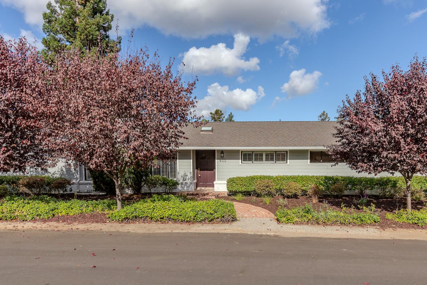 Detail Gallery Image 1 of 1 For 900 Santa Rita Ave, Los Altos,  CA 94022 - 4 Beds | 3 Baths