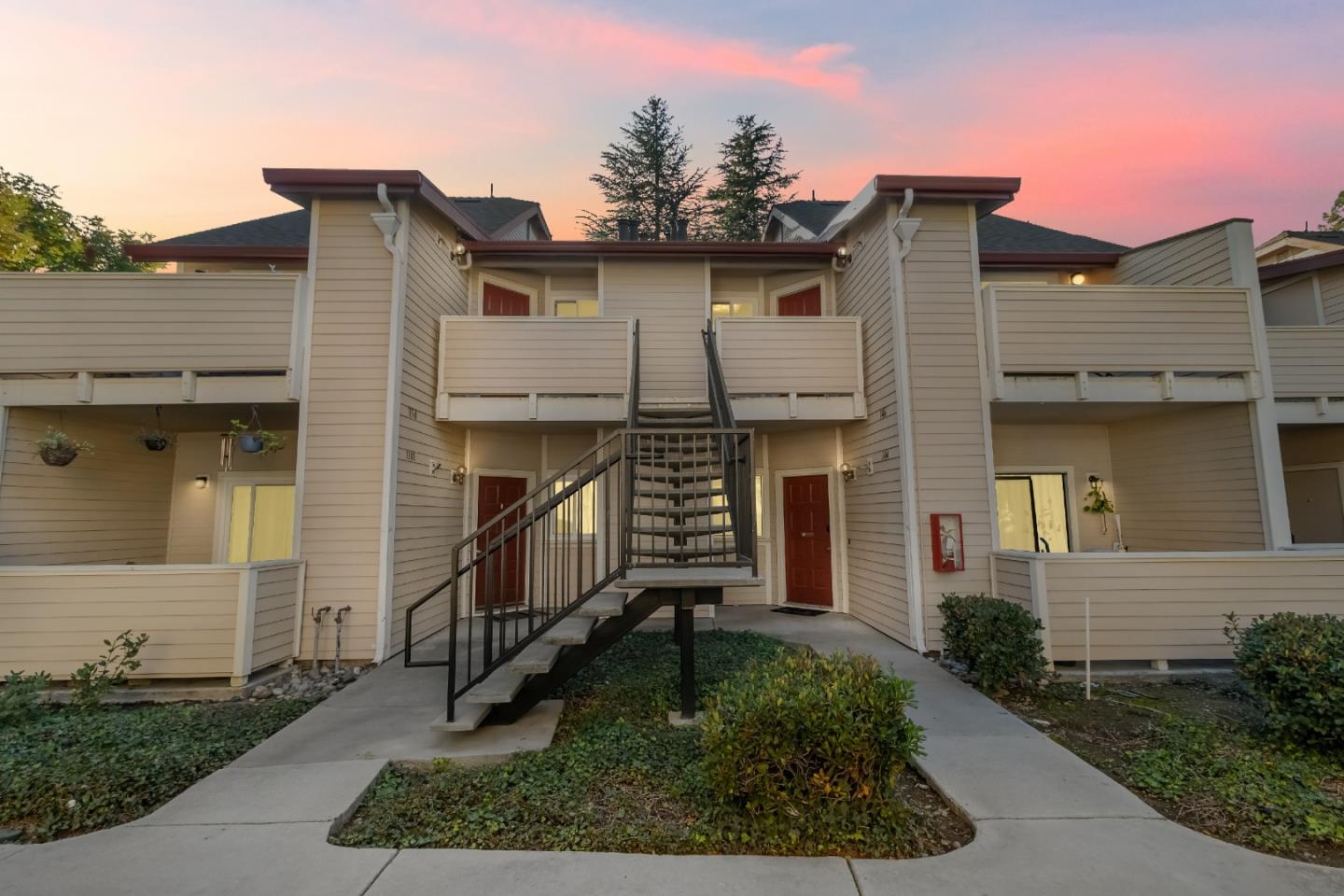 Detail Gallery Image 1 of 1 For 1146 Cedar Gables Dr, San Jose,  CA 95118 - 2 Beds | 2 Baths