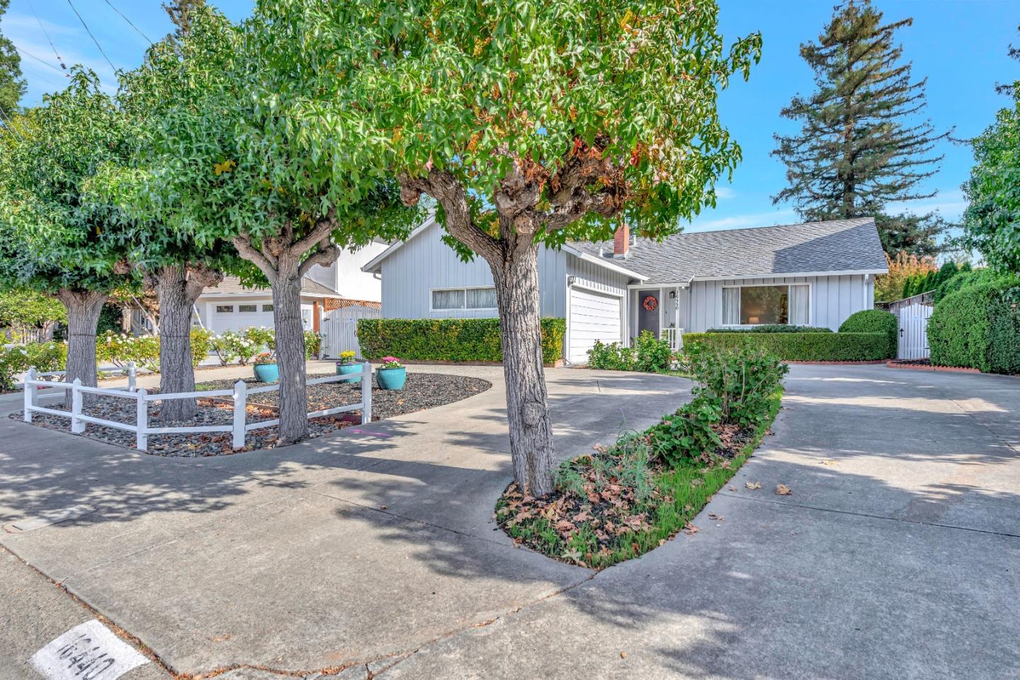 Detail Gallery Image 1 of 1 For 16440 Shady View Ln, Los Gatos,  CA 95032 - 3 Beds | 2 Baths