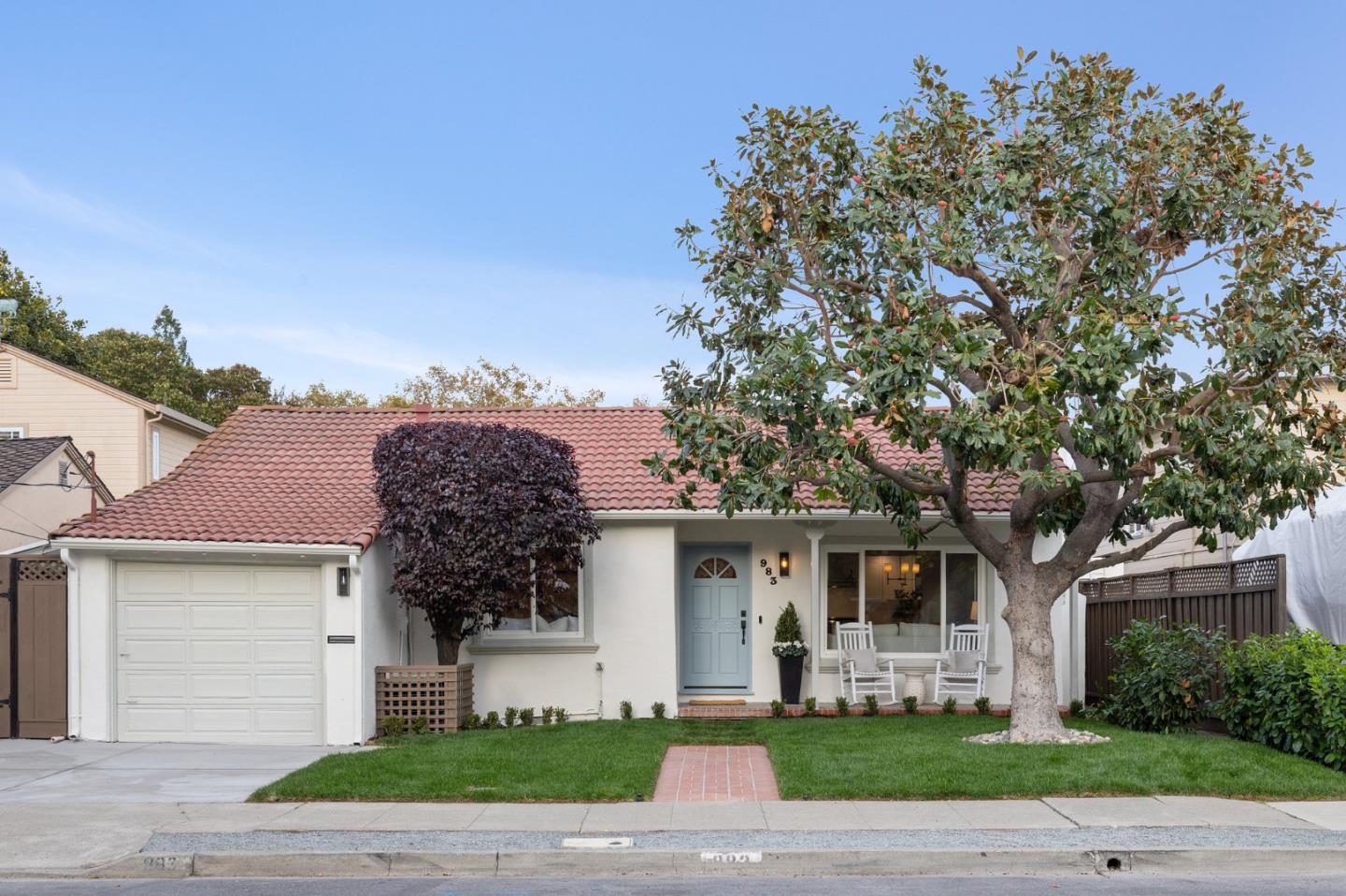 Detail Gallery Image 1 of 1 For 983 Johnson St, Redwood City,  CA 94061 - 3 Beds | 2 Baths