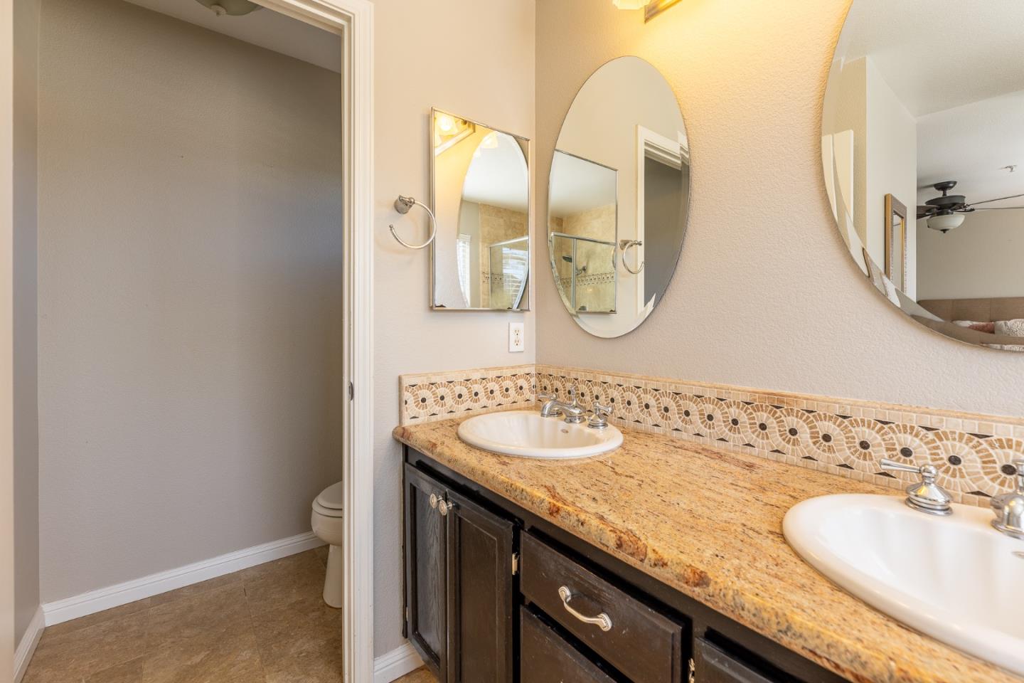 Detail Gallery Image 19 of 30 For 1118 Eagle Dr, Salinas,  CA 93905 - 4 Beds | 2/1 Baths