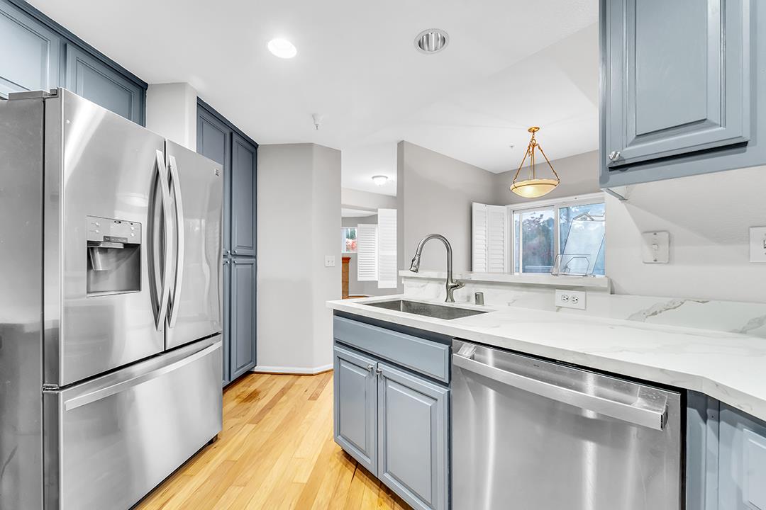 462 Marble Arch Ave