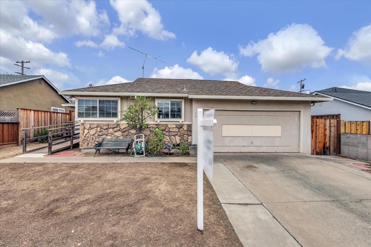 Detail Gallery Image 1 of 1 For 5373 Estrade Dr, San Jose,  CA 95118 - 3 Beds | 2 Baths