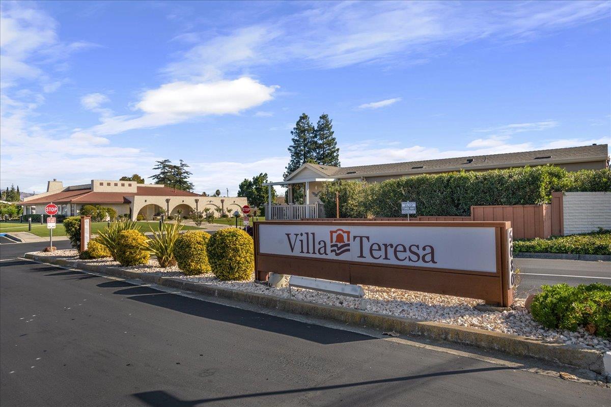 Detail Gallery Image 1 of 1 For 877 Villa Teresa Way #877,  San Jose,  CA 95123 - 3 Beds | 2 Baths