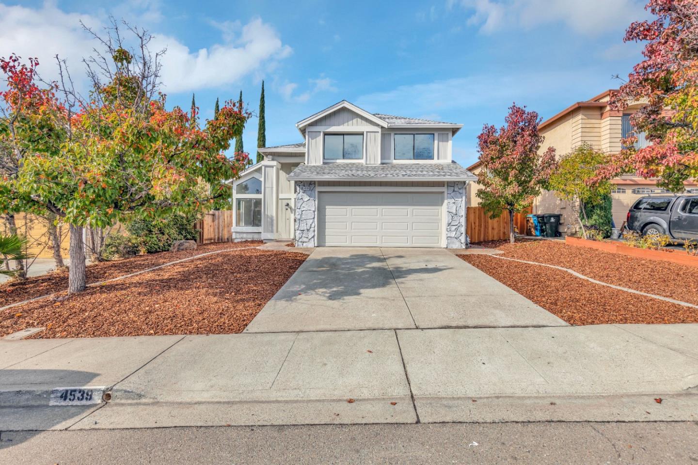 Detail Gallery Image 1 of 1 For 4539 Elkhorn Way, Antioch,  CA 94531 - 5 Beds | 3 Baths