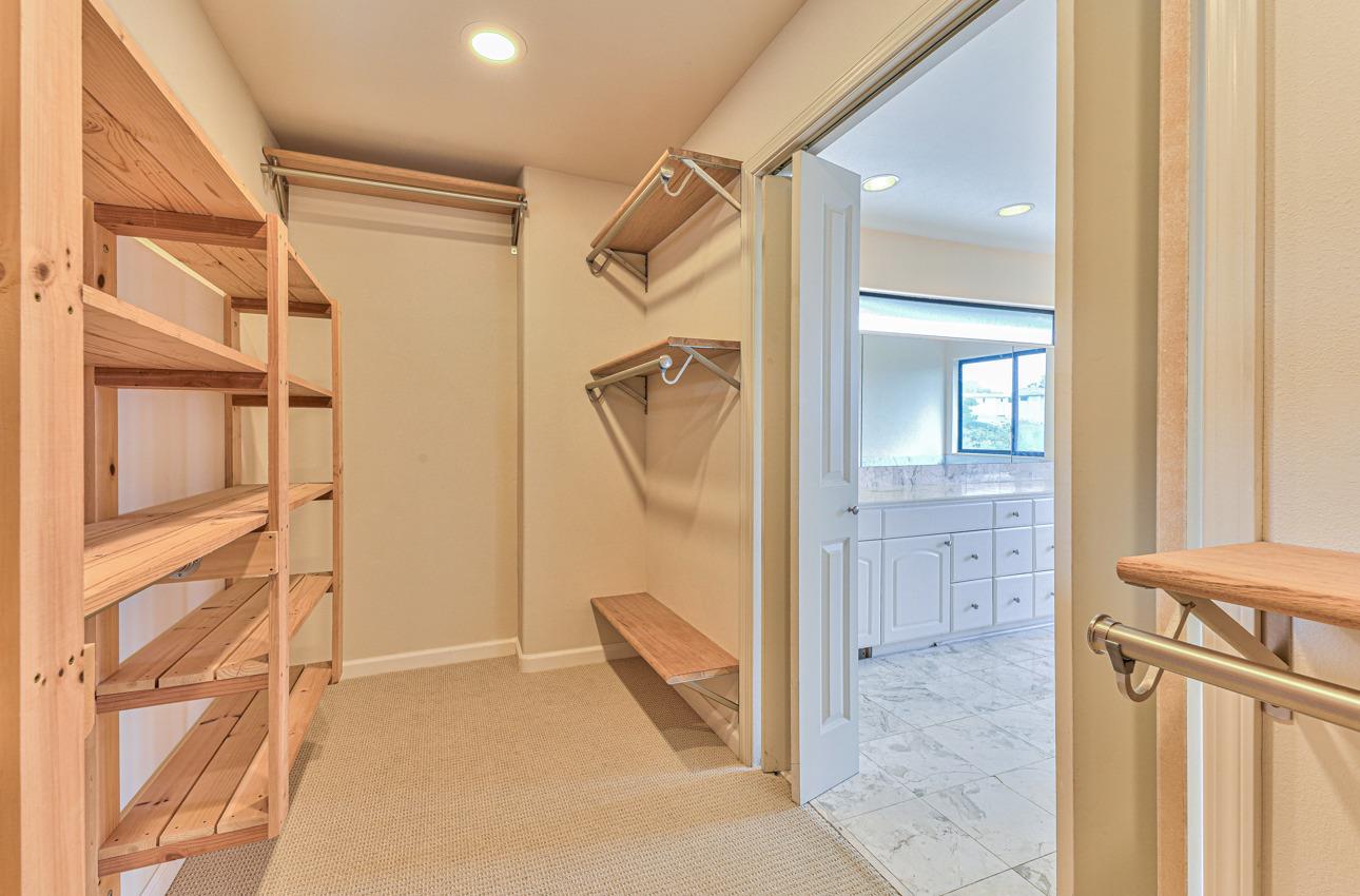 Detail Gallery Image 17 of 24 For 25435 Hidden Mesa Rd, Monterey,  CA 93940 - 3 Beds | 2/1 Baths