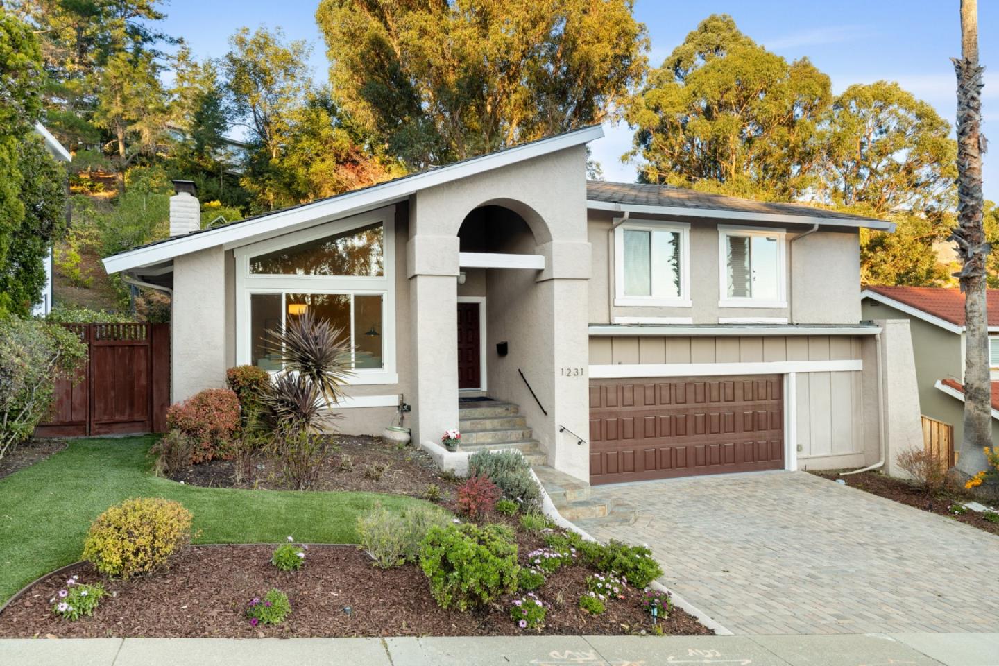 Detail Gallery Image 1 of 1 For 1231 Crestview Dr, San Carlos,  CA 94070 - 4 Beds | 2/1 Baths