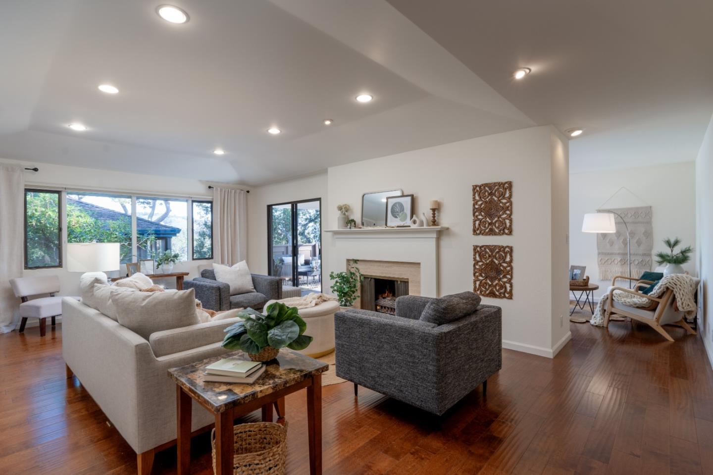 Detail Gallery Image 1 of 1 For 163 Del Mesa Carmel, Carmel,  CA 93923 - 2 Beds | 2 Baths