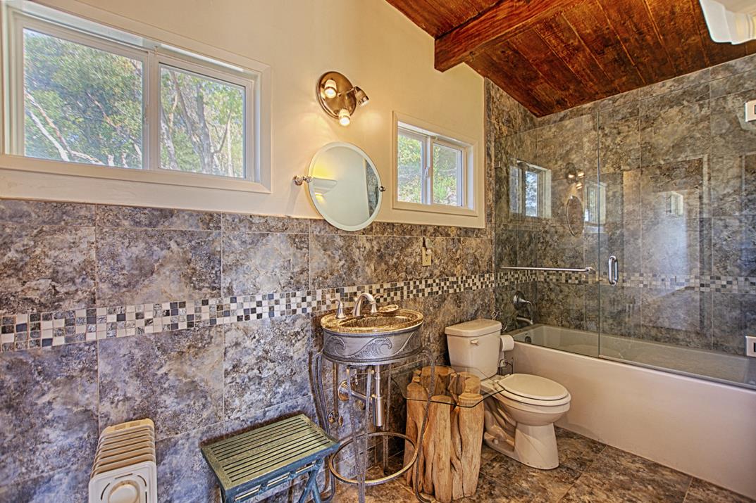 Detail Gallery Image 7 of 16 For 11120 Lake Blvd, Felton,  CA 95018 - 2 Beds | 2 Baths