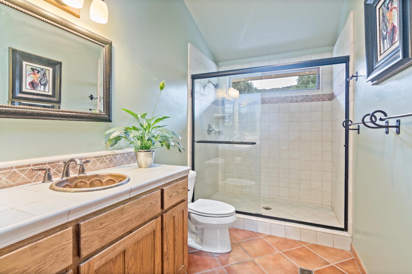Detail Gallery Image 21 of 55 For 45335 Vista Pl, King City,  CA 93930 - 4 Beds | 3/1 Baths