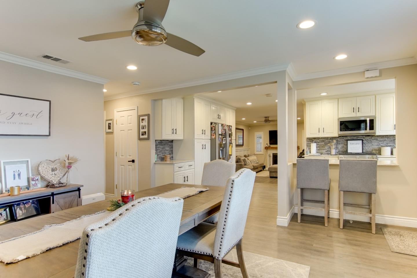 Photo of 8401 East Ct in Gilroy, CA
