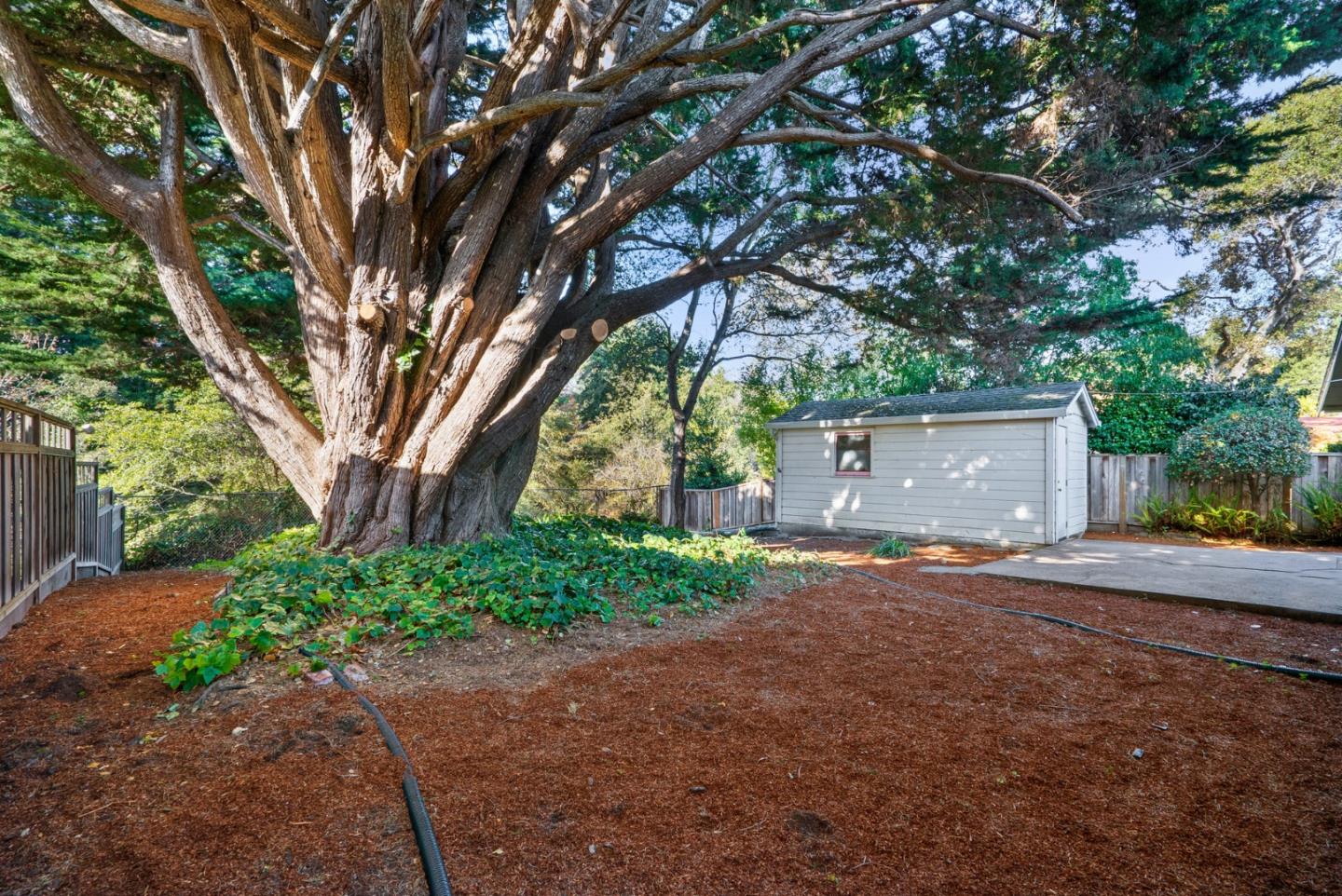 Detail Gallery Image 22 of 37 For 709 Riverview Dr, Capitola,  CA 95010 - 2 Beds | 1 Baths