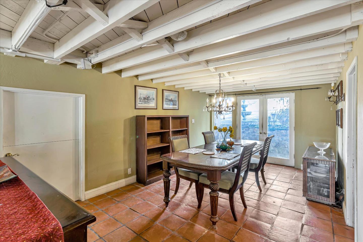 Detail Gallery Image 17 of 49 For 15101 Kennedy Rd, Los Gatos,  CA 95032 - 4 Beds | 2/1 Baths