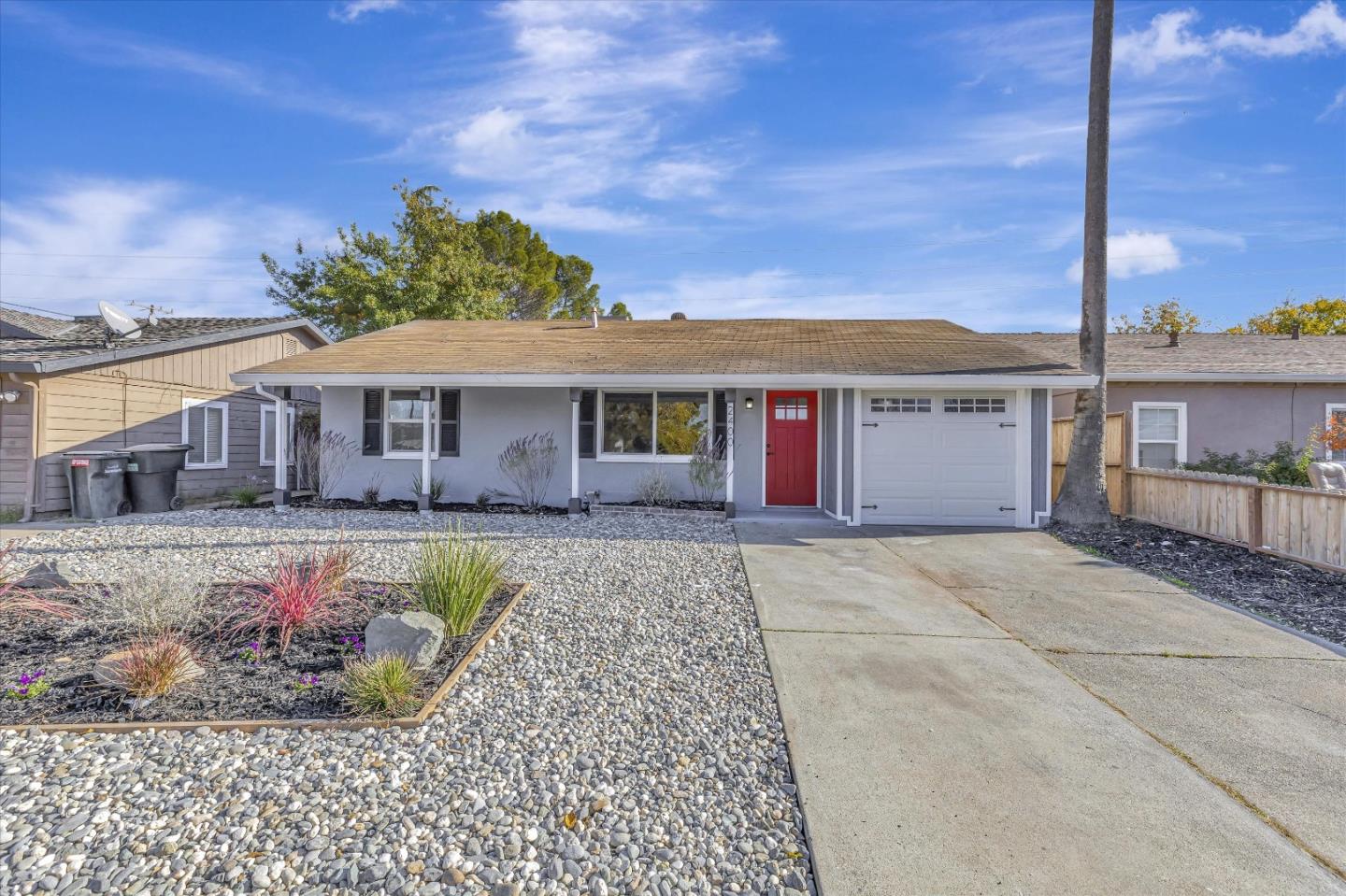 Photo of 2400 Darwin St in Sacramento, CA