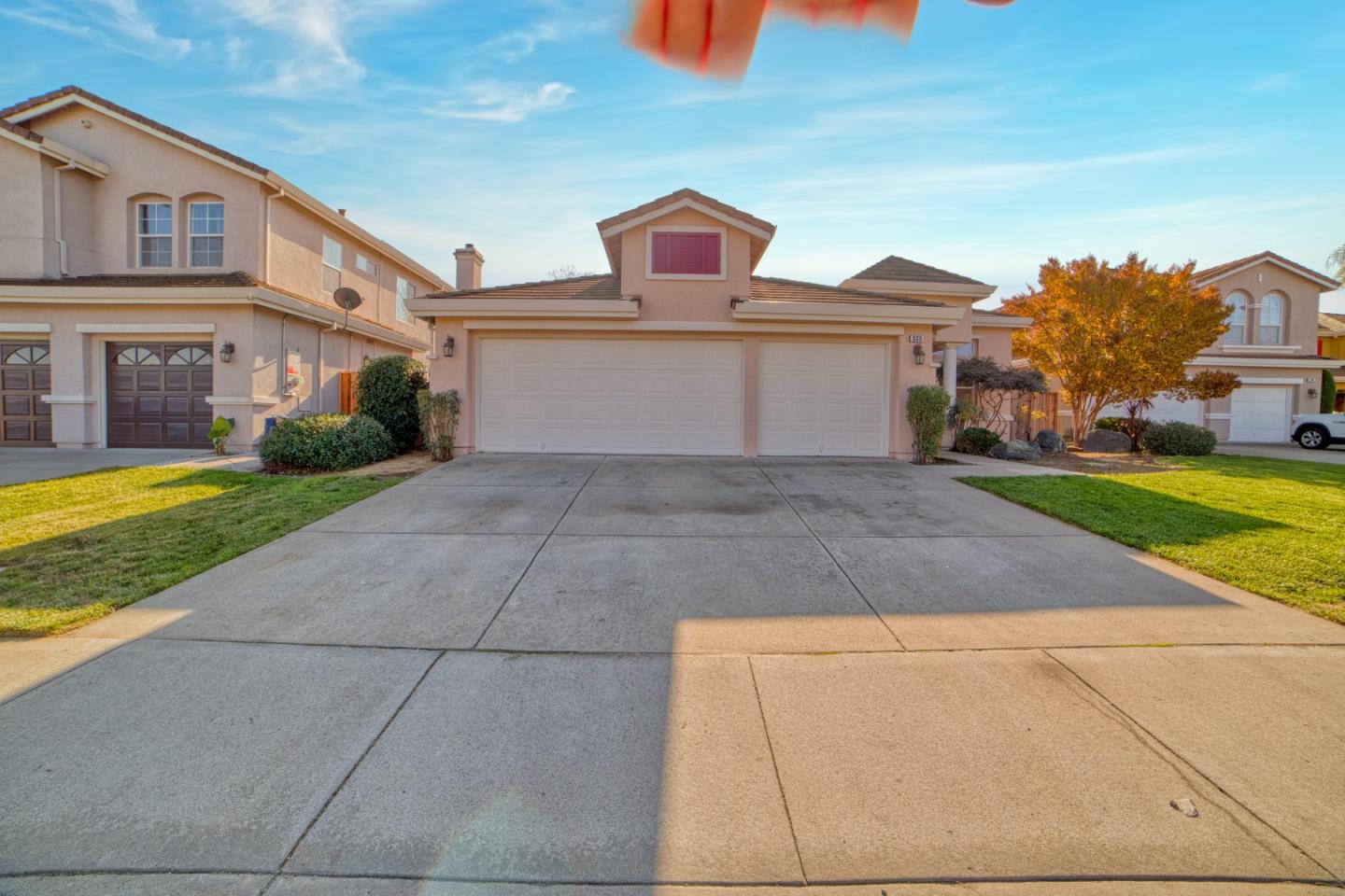 Detail Gallery Image 1 of 1 For 938 Monticelli Ct, Gilroy,  CA 95020 - 4 Beds | 2 Baths