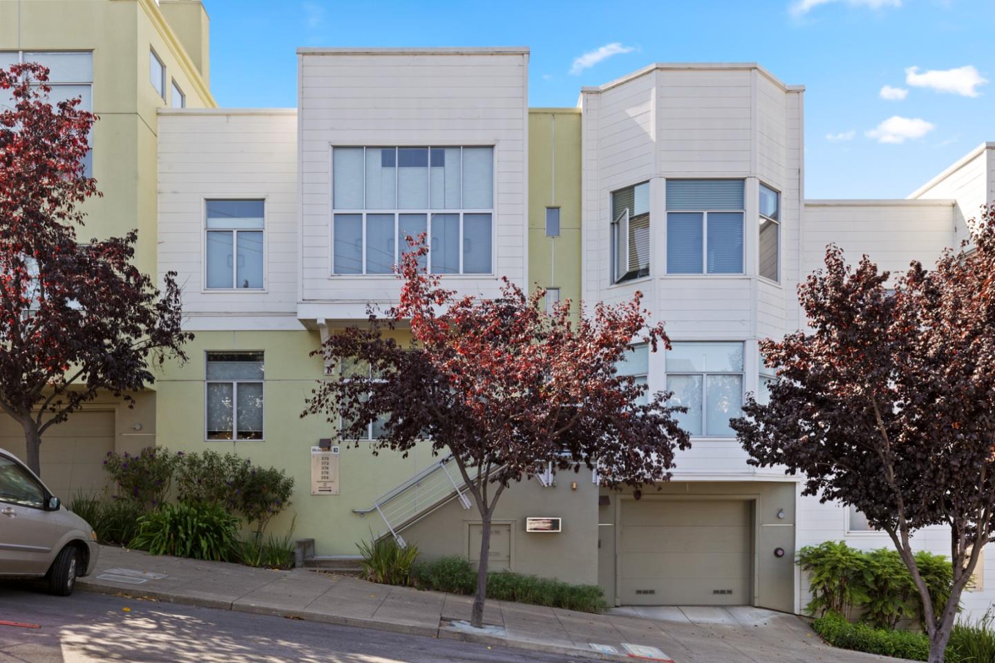 Detail Gallery Image 1 of 1 For 370 Arkansas St, San Francisco,  CA 94107 - 2 Beds | 2 Baths