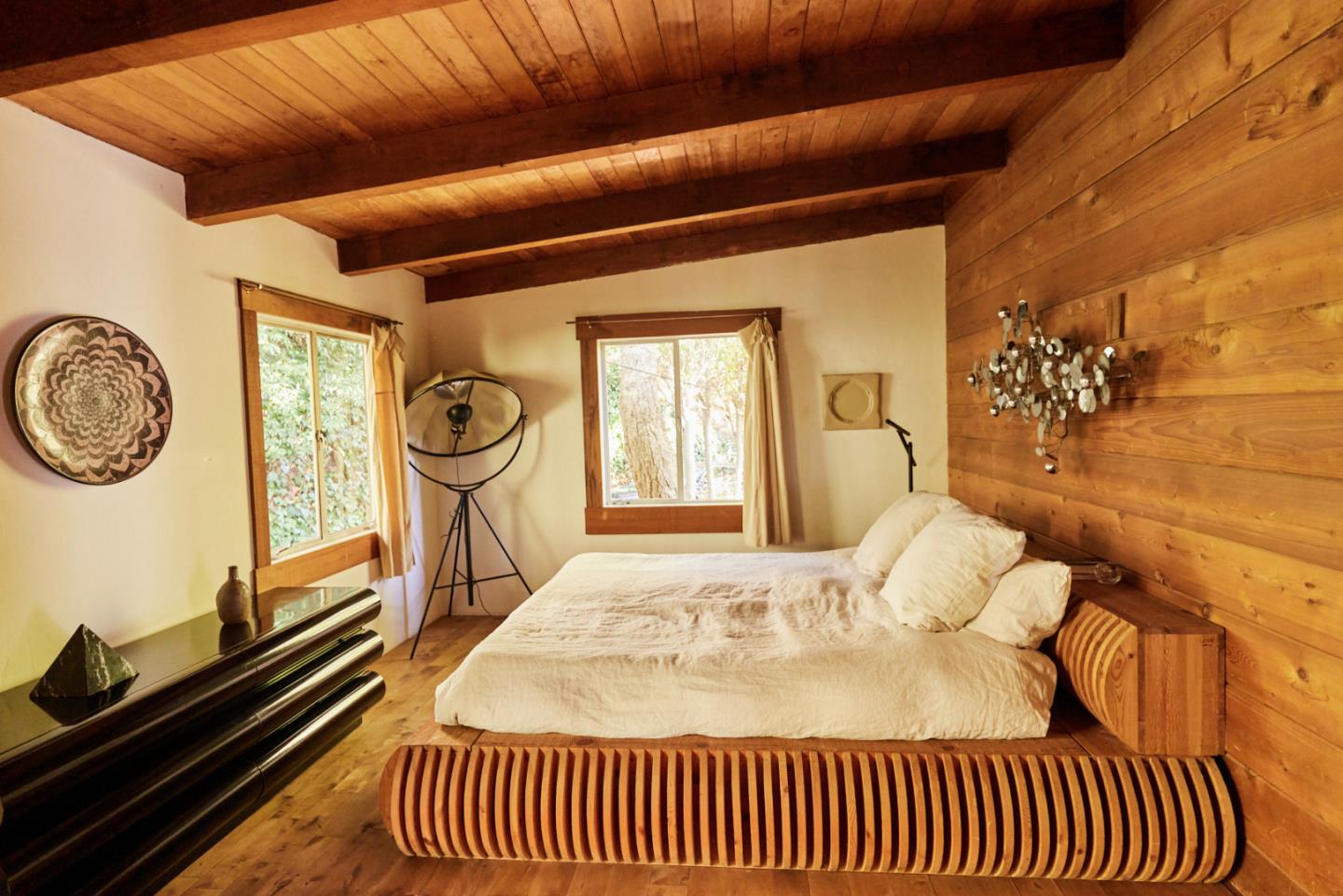 Detail Gallery Image 14 of 29 For 46845 Highway 1, Big Sur Coast,  CA 93920 - 4 Beds | 2 Baths