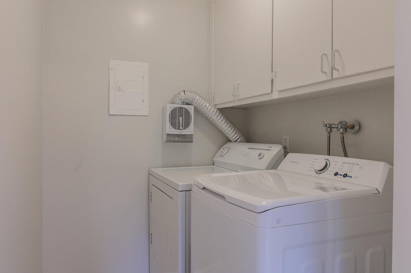 Detail Gallery Image 10 of 19 For 7100 Rainbow Dr #23,  San Jose,  CA 95129 - 2 Beds | 1/1 Baths