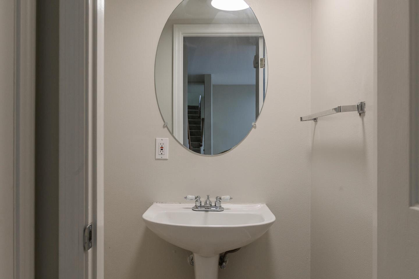 Detail Gallery Image 9 of 19 For 7100 Rainbow Dr #23,  San Jose,  CA 95129 - 2 Beds | 1/1 Baths