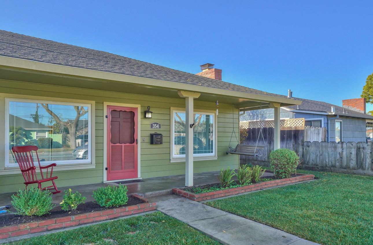 Detail Gallery Image 1 of 1 For 354 Elwood St, Salinas,  CA 93906 - 3 Beds | 1 Baths