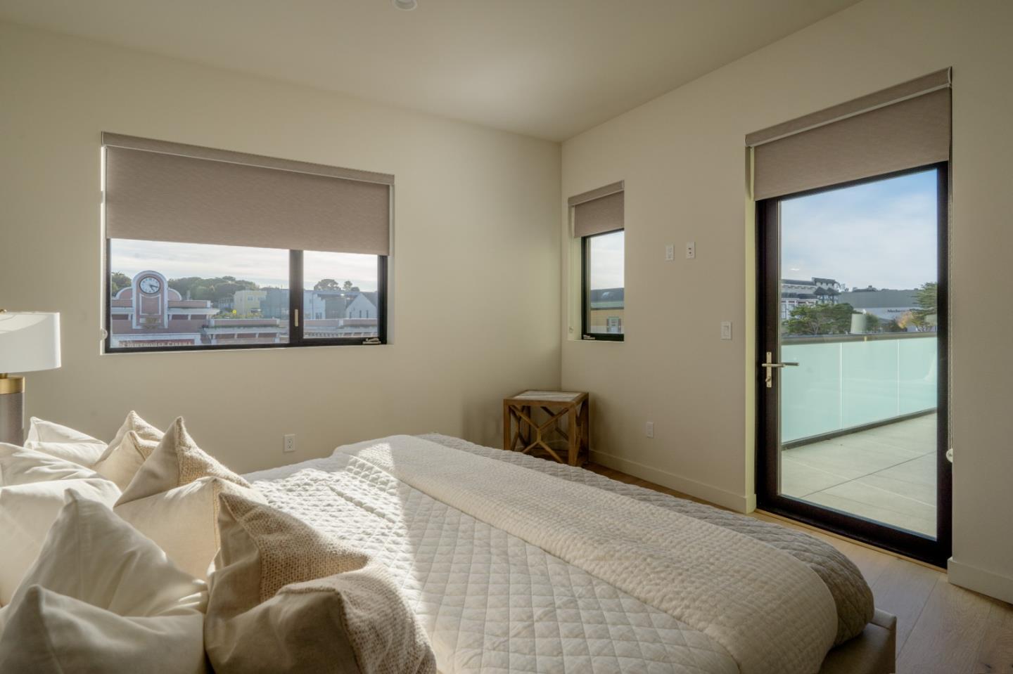 Detail Gallery Image 12 of 15 For 520 Lighthouse Ave #303,  Pacific Grove,  CA 93950 - 2 Beds | 2/1 Baths