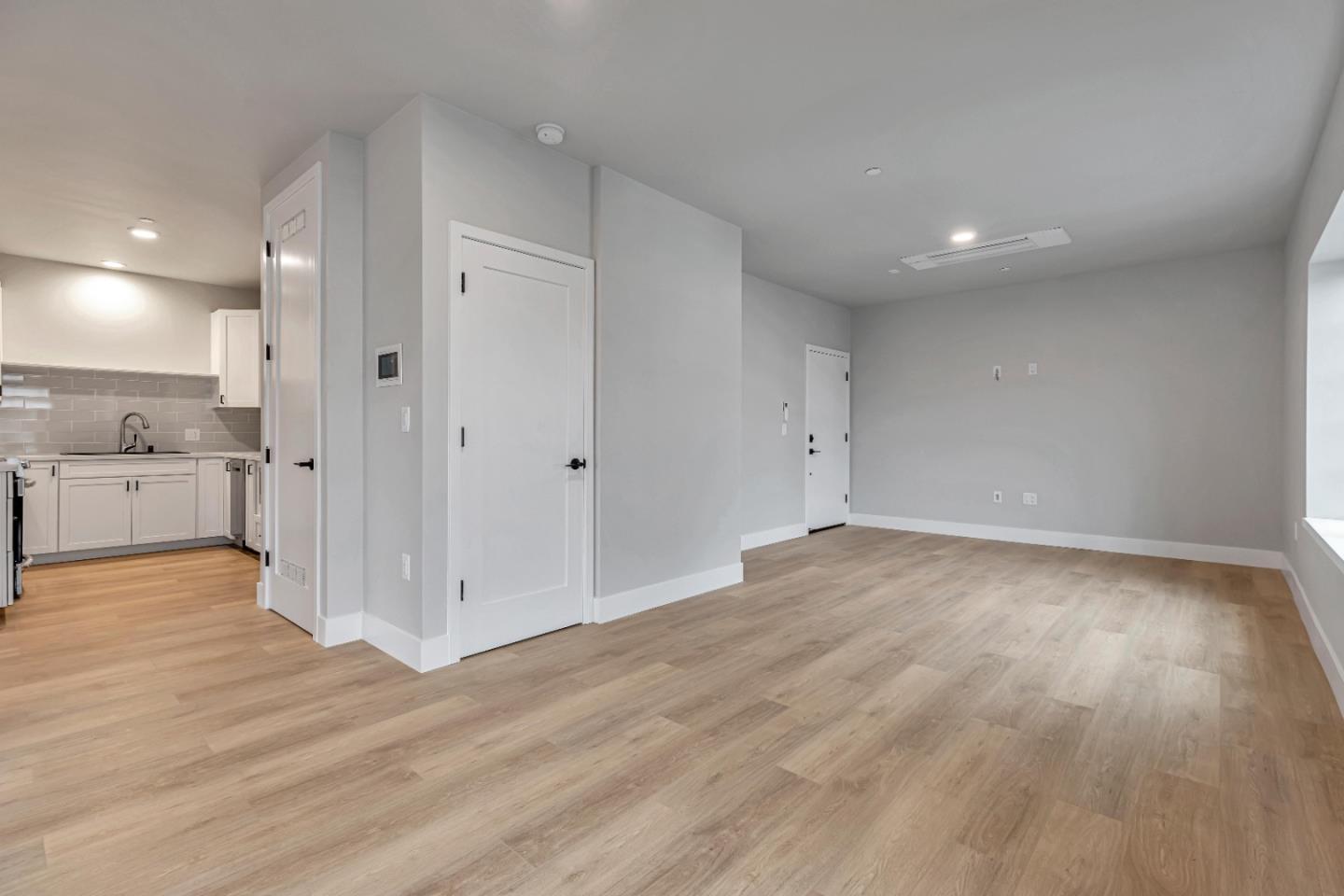 Detail Gallery Image 11 of 31 For 400 San Benito St #202,  Hollister,  CA 95023 - 2 Beds | 1 Baths