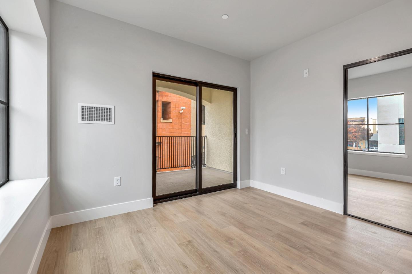 Detail Gallery Image 16 of 31 For 400 San Benito St #202,  Hollister,  CA 95023 - 2 Beds | 1 Baths