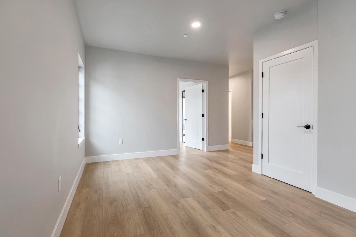 Detail Gallery Image 8 of 31 For 400 San Benito St #202,  Hollister,  CA 95023 - 2 Beds | 1 Baths