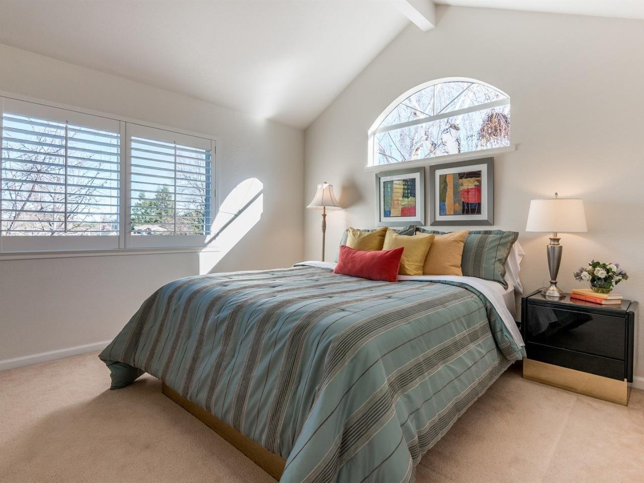 Detail Gallery Image 4 of 8 For 1226 Pennyroyal Ter, Sunnyvale,  CA 94087 - 4 Beds | 2/1 Baths