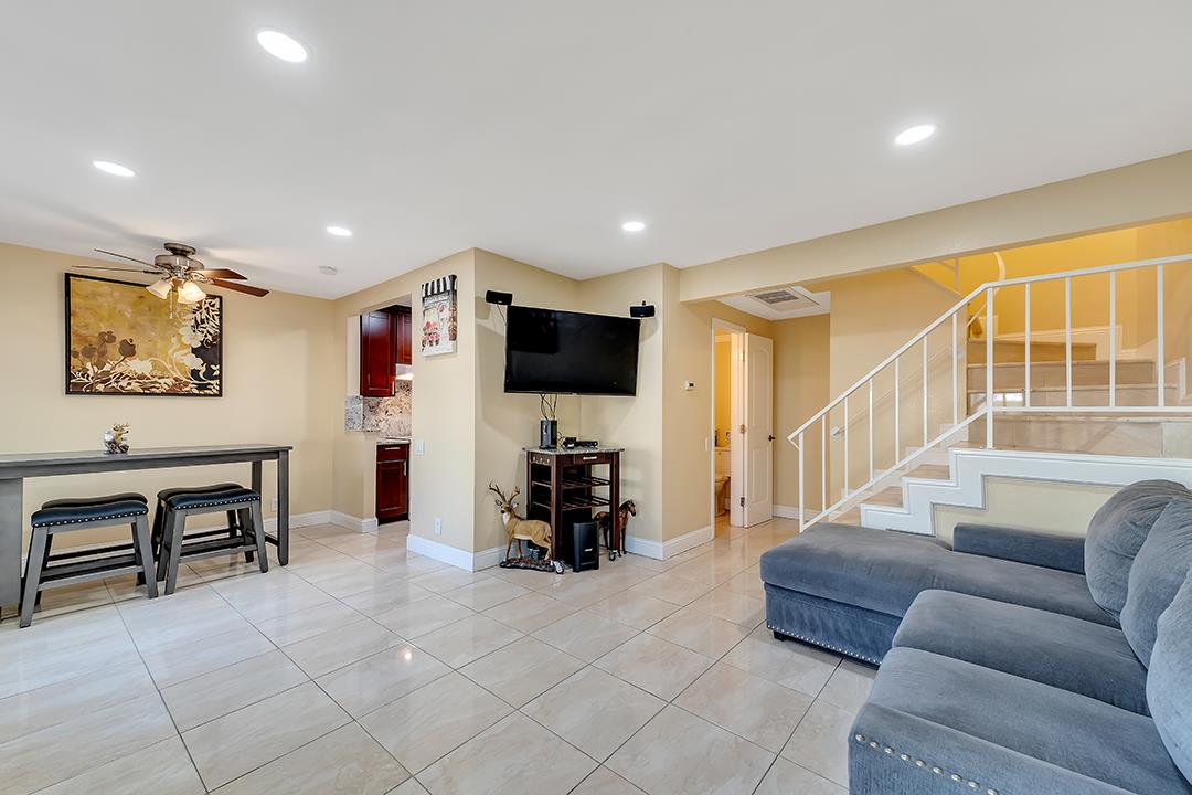 Detail Gallery Image 1 of 1 For 611 Balfour Dr, San Jose,  CA 95111 - 2 Beds | 1/1 Baths