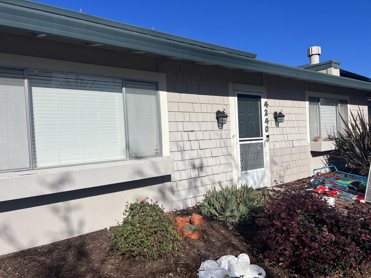 4240 Topsail Ct, Soquel, CA 95073 2 Beds 1 Baths (PendingDoNotShow