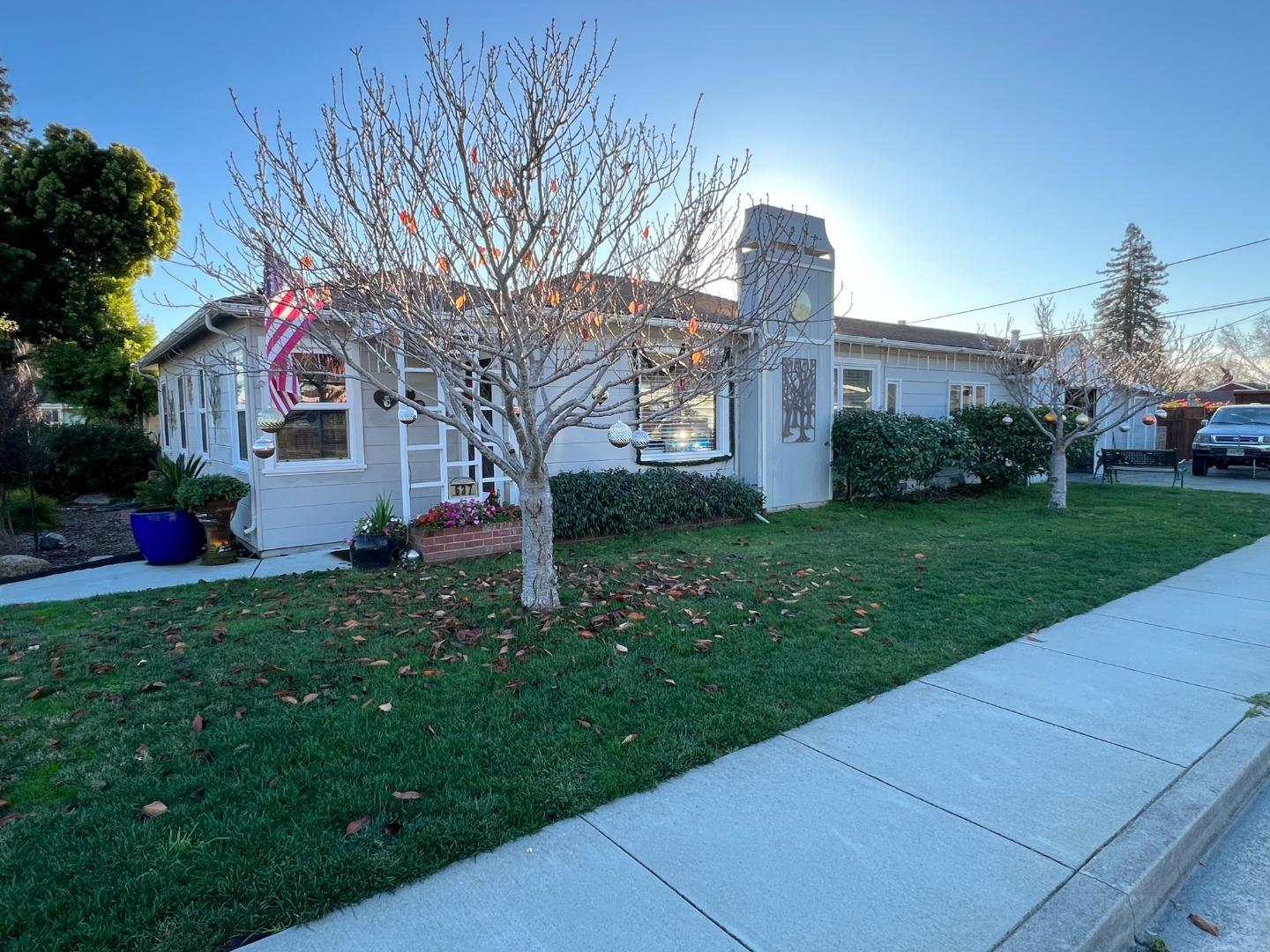 Detail Gallery Image 1 of 1 For 637 Trevethan Ave, Santa Cruz,  CA 95065 - 2 Beds | 1/1 Baths