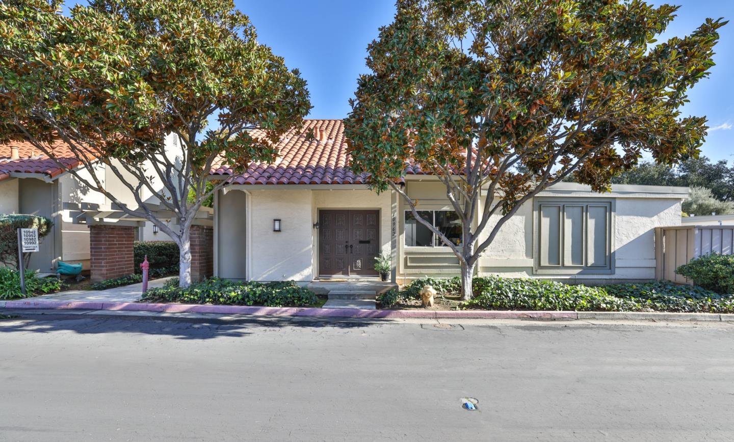 Detail Gallery Image 1 of 1 For 10962 Sweet Oak St, Cupertino,  CA 95014 - 3 Beds | 2/1 Baths