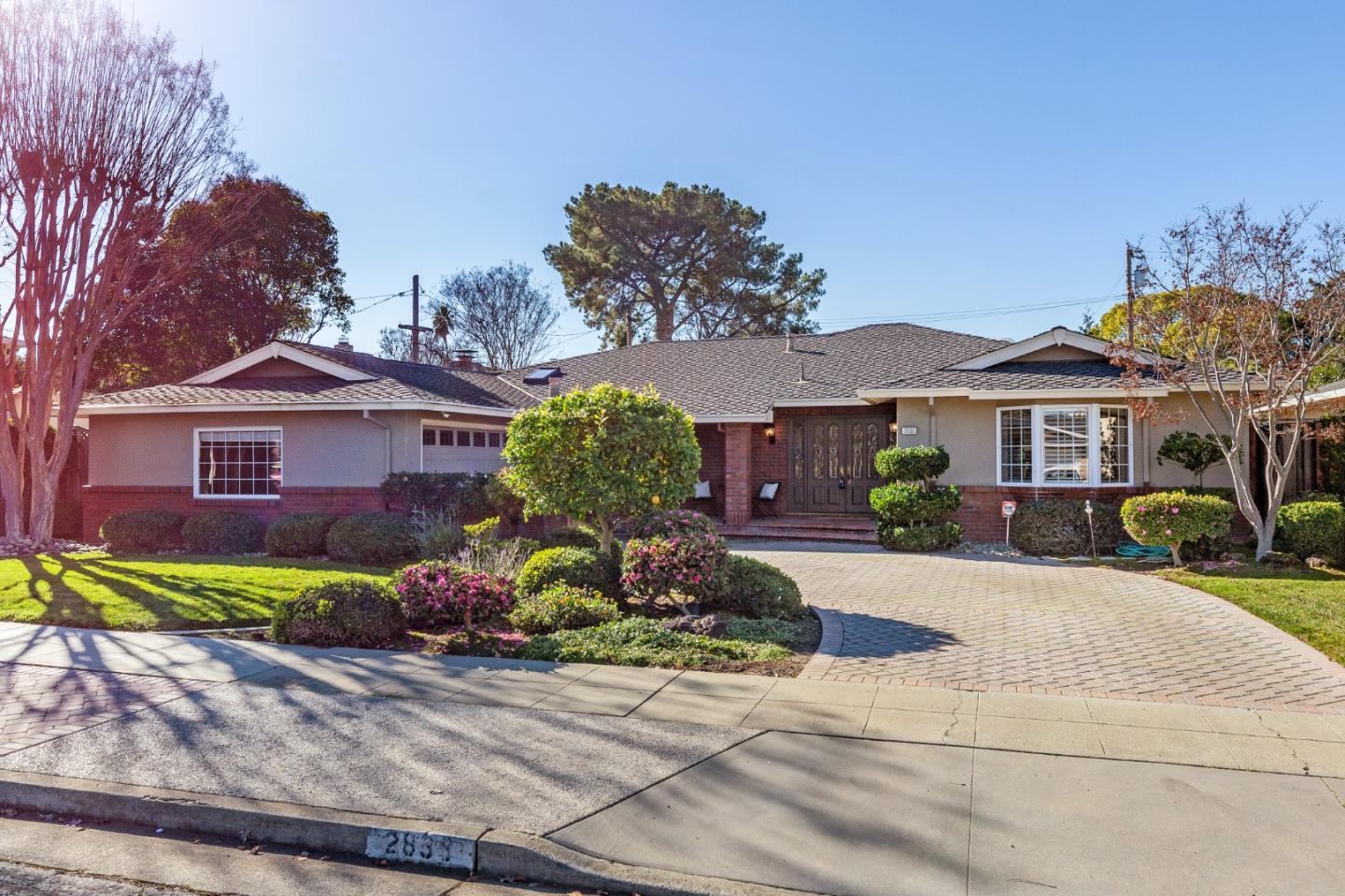 Detail Gallery Image 1 of 1 For 2833 La Rhee Dr, San Jose,  CA 95124 - 3 Beds | 3/1 Baths