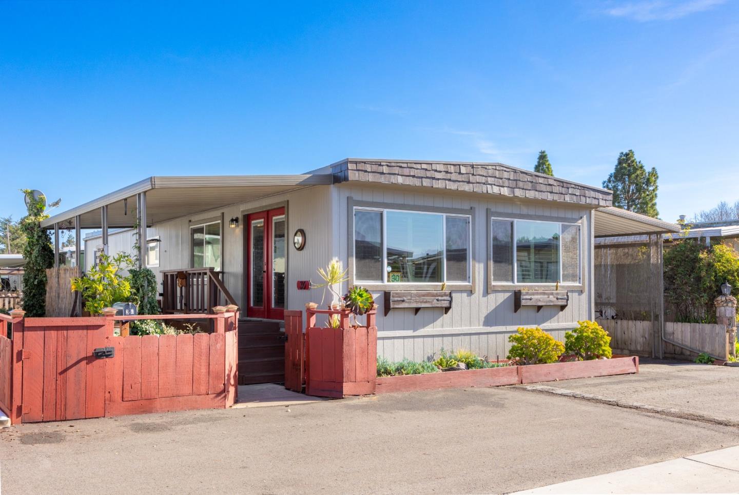 Detail Gallery Image 1 of 1 For 3710 Gross Rd #30,  Santa Cruz,  CA 95062 - 2 Beds | 2 Baths