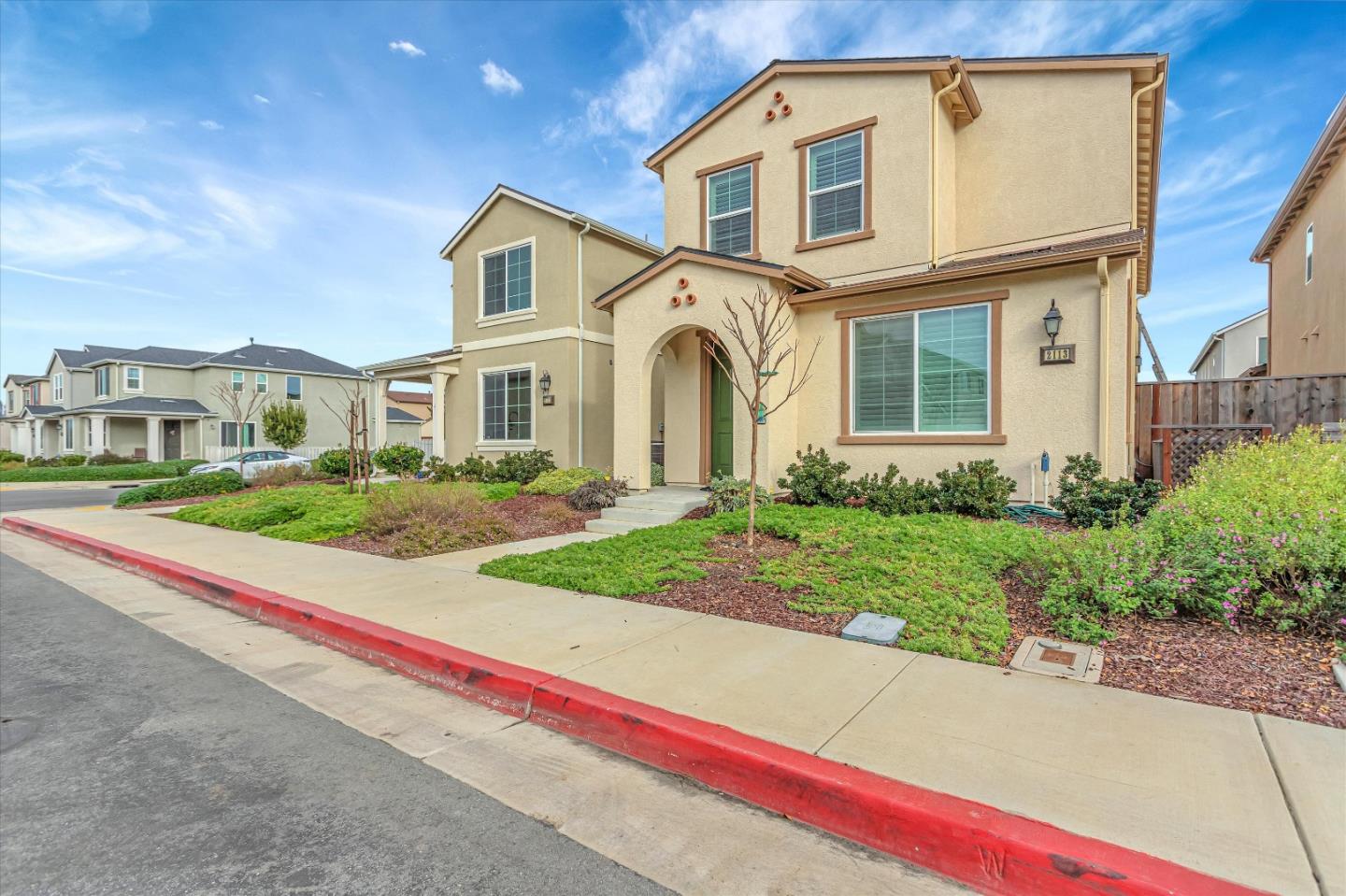 Detail Gallery Image 1 of 1 For 2113 Heartland Ct, Hollister,  CA 95023 - 3 Beds | 2/1 Baths