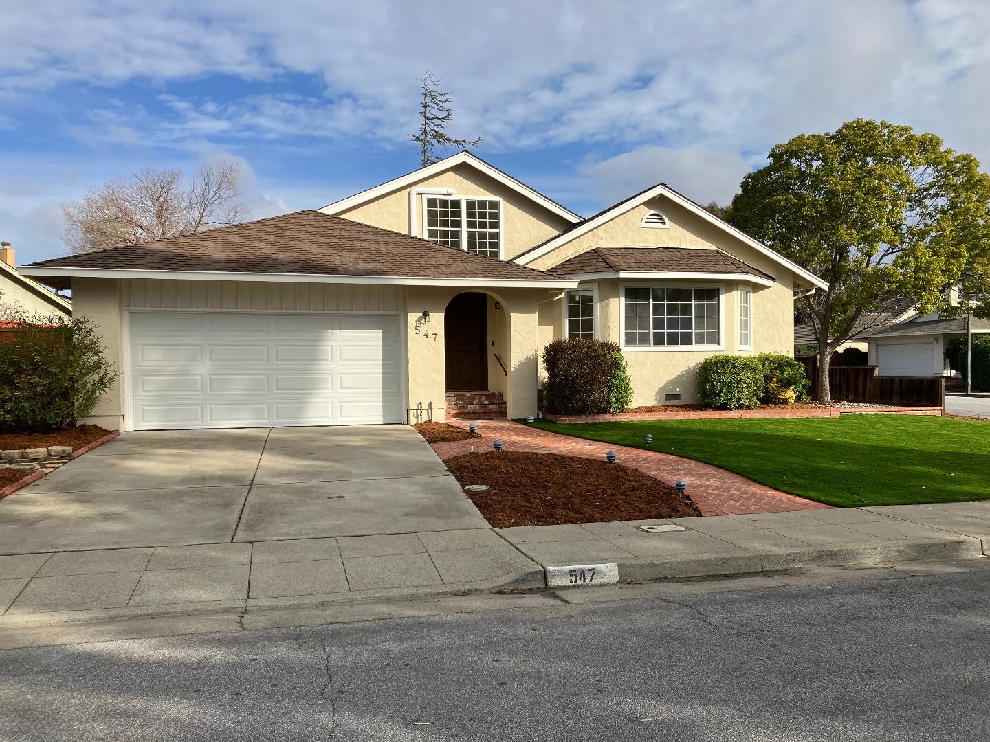 Detail Gallery Image 1 of 1 For 547 Becket Dr, Redwood City,  CA 94065 - 4 Beds | 3/1 Baths