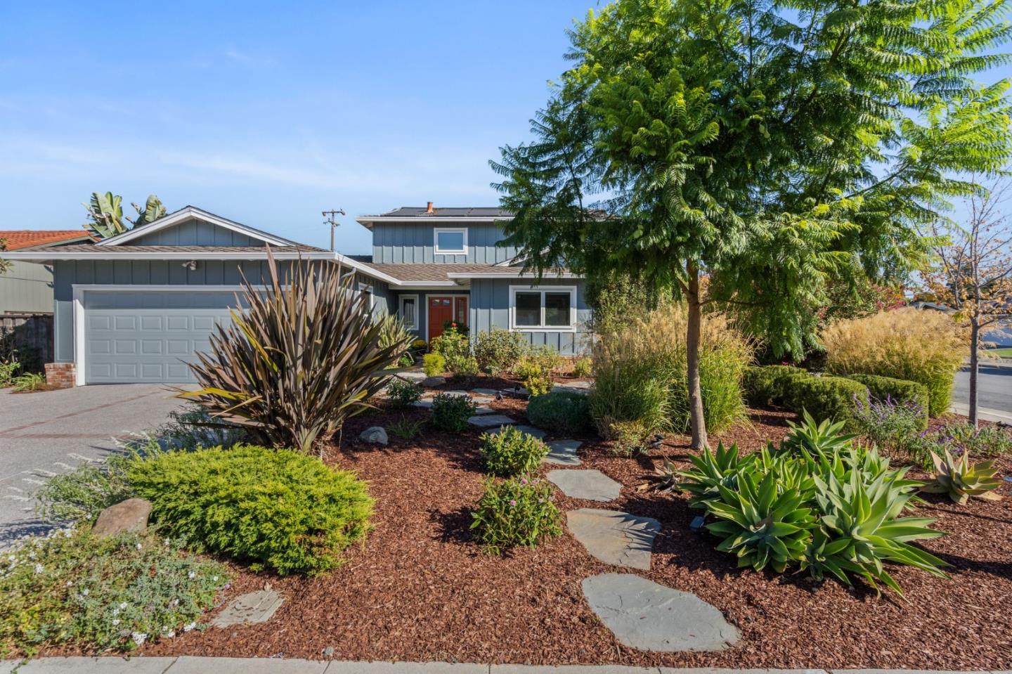 Detail Gallery Image 1 of 1 For 1430 San Marcos Cir, Mountain View,  CA 94043 - 4 Beds | 2/1 Baths