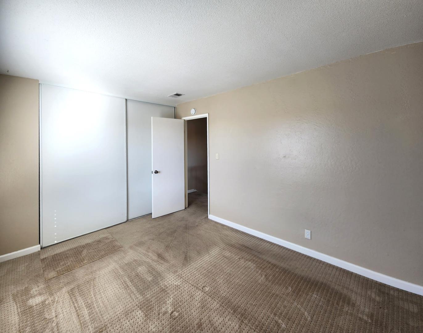 Detail Gallery Image 19 of 26 For 3392 Landess Ave #D,  San Jose,  CA 95132 - 3 Beds | 1/1 Baths