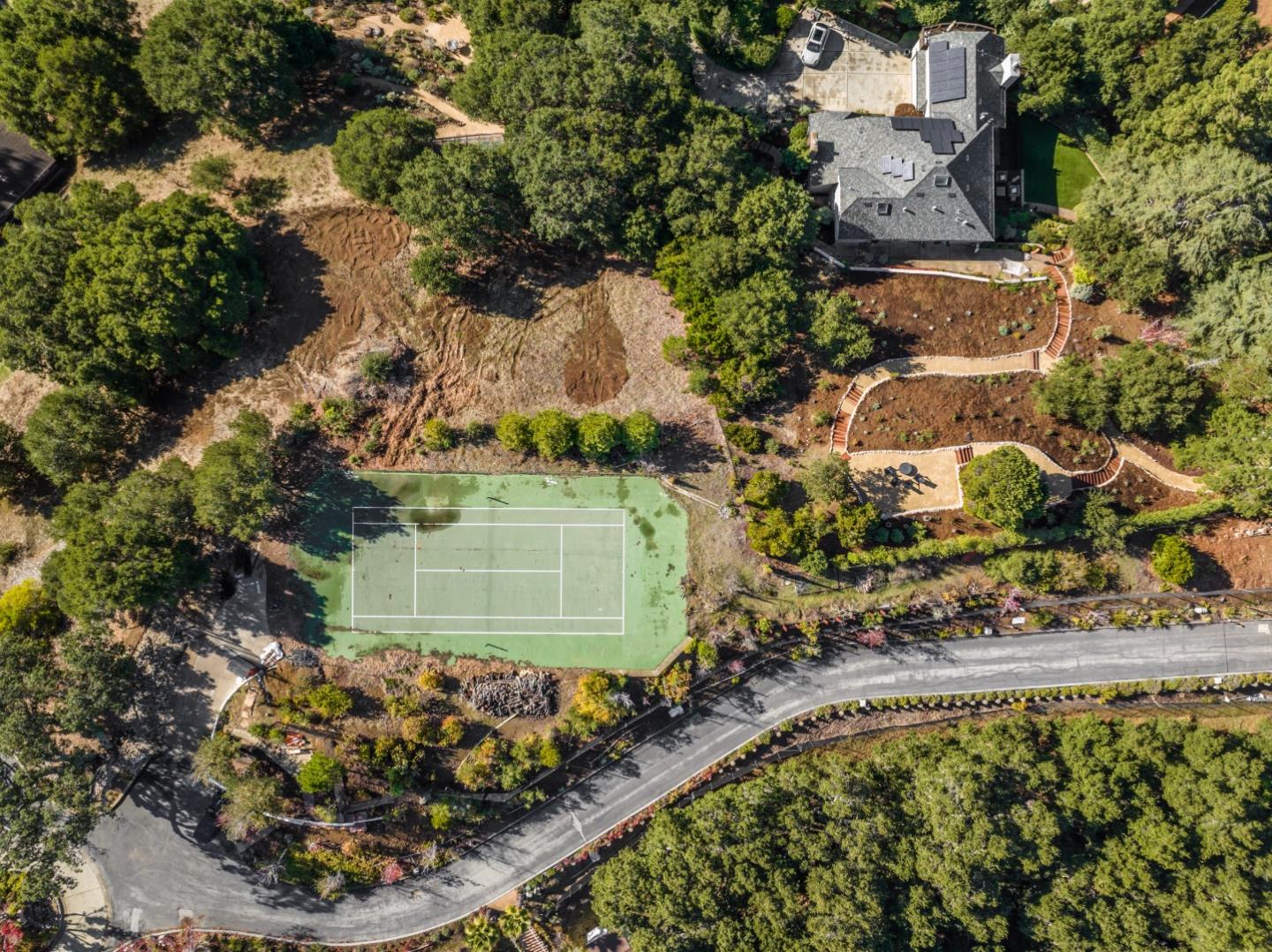 2 Summit Way, Woodside, CA 94062 Beds Baths (Contingent