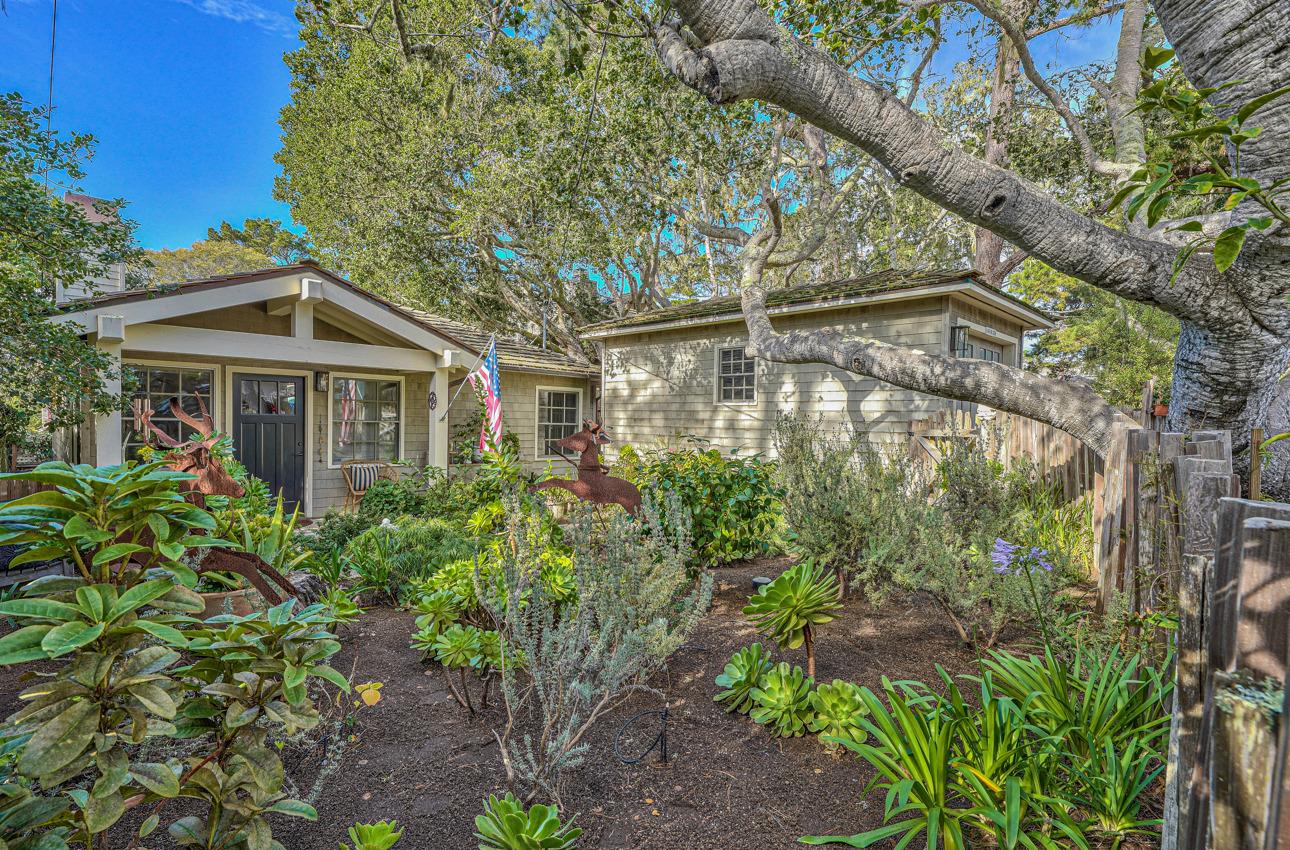 Detail Gallery Image 3 of 25 For 0 San Carlos 3 Sw of 12th, Carmel,  CA 93921 - 3 Beds | 2 Baths