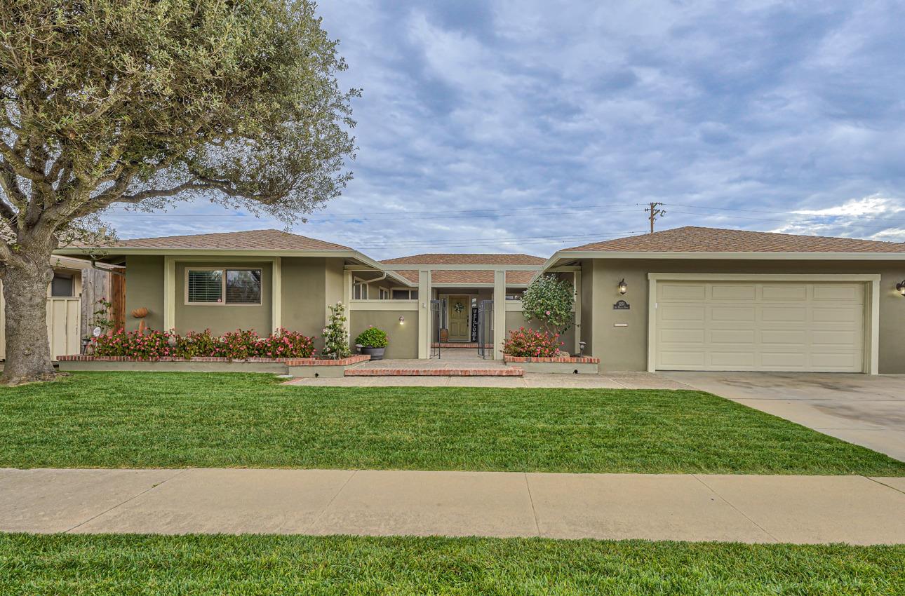 Detail Gallery Image 1 of 1 For 1251 San Marcos Dr, Salinas,  CA 93901 - 4 Beds | 2/1 Baths
