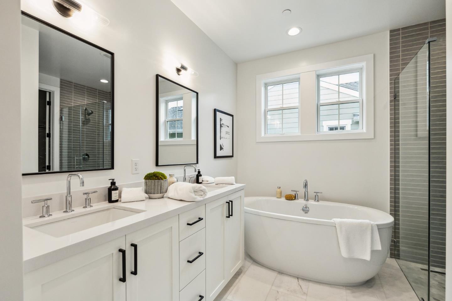 Detail Gallery Image 25 of 43 For 469 W 25th Ave, San Mateo,  CA 94403 - 4 Beds | 3/1 Baths