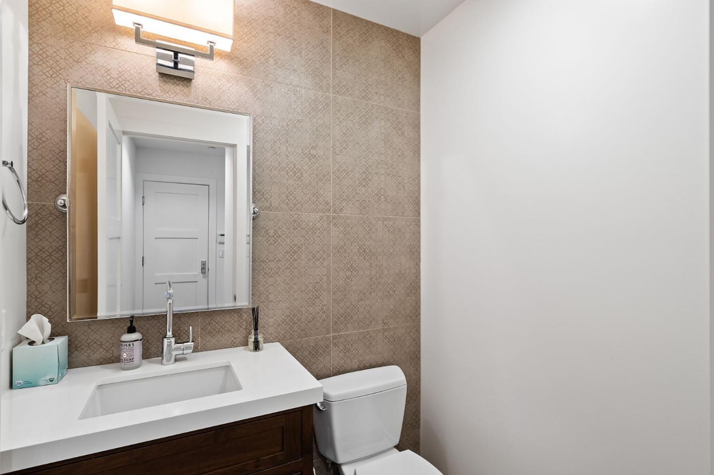 Detail Gallery Image 28 of 45 For 10115-117 N Foothill Blvd, Cupertino,  CA 95014 - 3 Beds | 3/1 Baths
