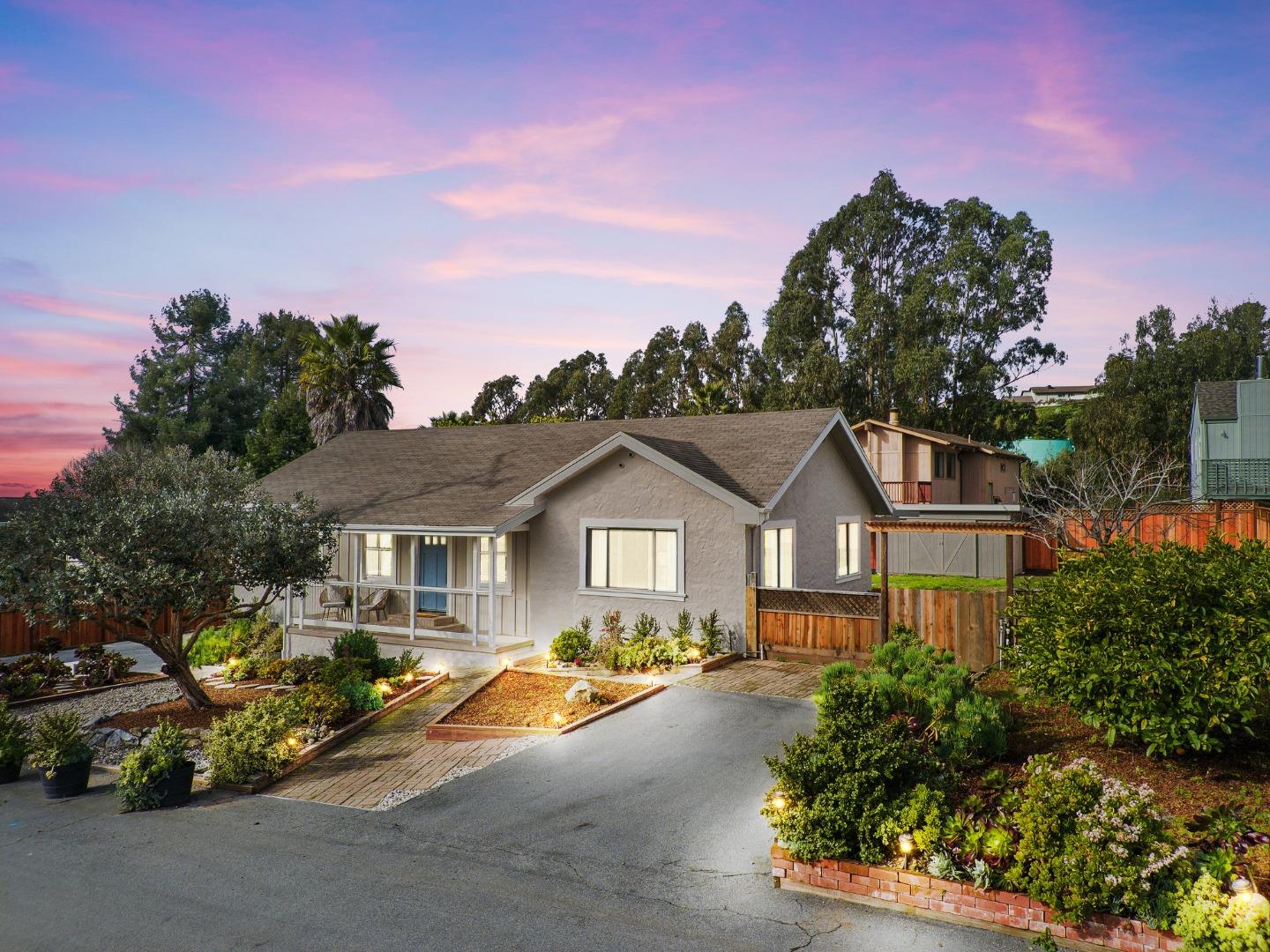 Photo of 3235 Putter Dr in Soquel, CA