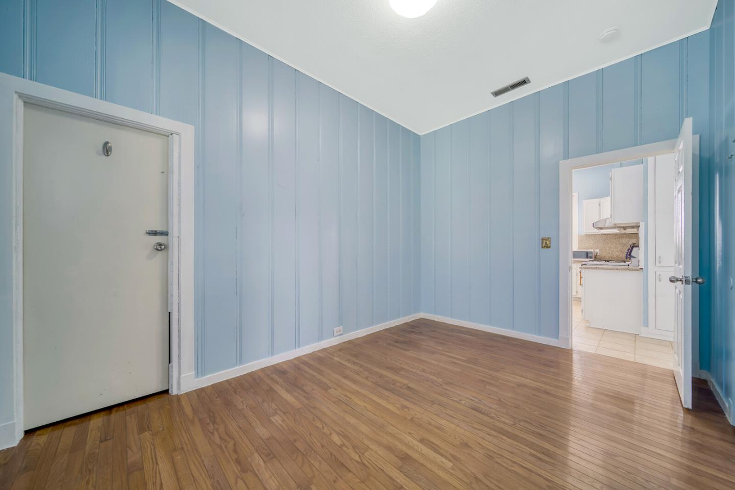 Detail Gallery Image 35 of 38 For 2520 E 24th St, Oakland,  CA 94601 - – Beds | – Baths