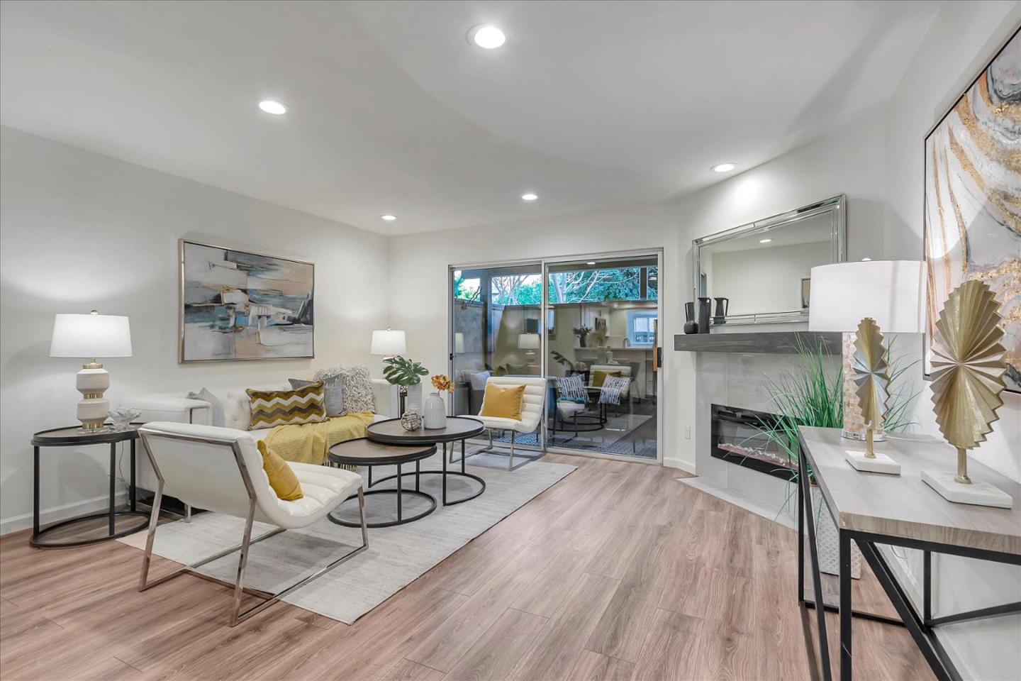 Detail Gallery Image 1 of 1 For 1008 Summerplace Dr, San Jose,  CA 95122 - 1 Beds | 1/1 Baths