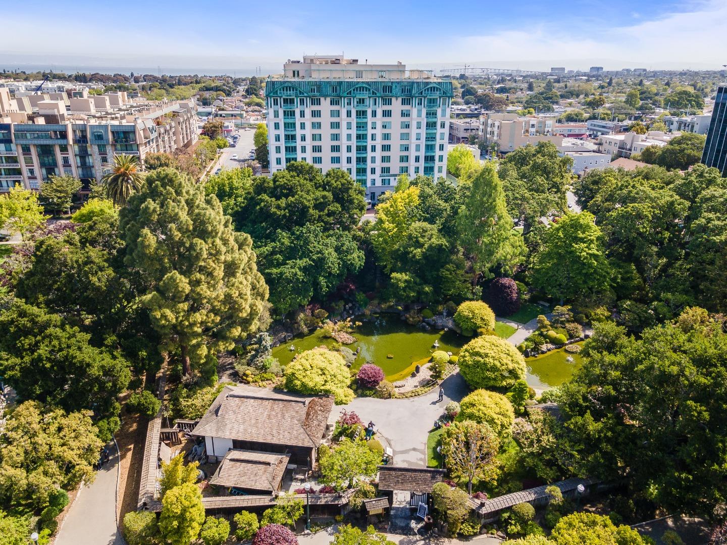 Detail Gallery Image 1 of 1 For 601 Laurel Ave #308,  San Mateo,  CA 94401 - 2 Beds | 1 Baths