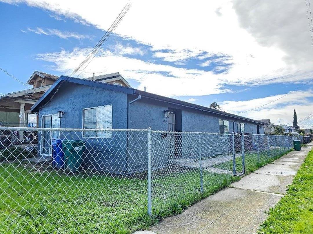 Photo of 1162 91st Ave in Oakland, CA